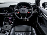 Audi RS3 2.5 TFSI Carbon Vorsprung Saloon 4dr Petrol S Tronic quattro Euro 6 (s/s) ( 31