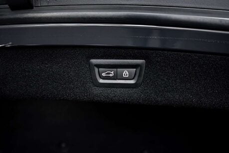 BMW 8 Series 3.0 840d Coupe 2dr Diesel Steptronic xDrive Euro 6 (s/s) (320 ps) 19