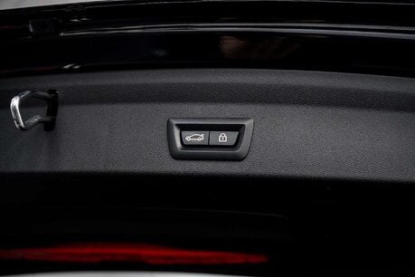 BMW 1 Series 2.0 M135i Hatchback 5dr Petrol Auto xDrive Euro 6 (s/s) (306 ps) 19