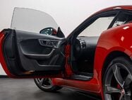 Jaguar F-Type 2.0i GPF R-Dynamic Coupe 2dr Petrol Auto Euro 6 6