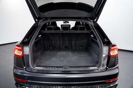 Audi RS Q8 TFSI V8 Vorsprung SUV 4.0 Automatic Petrol 17