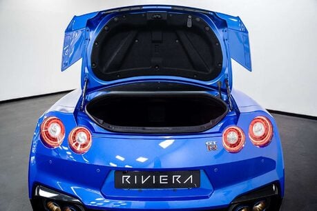 Nissan GT-R Premium Edition 3.8 2dr Coupe Semi Auto Petrol 20