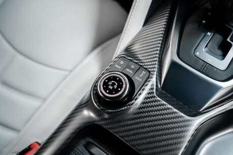 Nissan GT-R Premium Edition 3.8 2dr Coupe Semi Auto Petrol 34