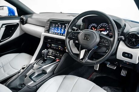 Nissan GT-R Premium Edition 3.8 2dr Coupe Semi Auto Petrol 2