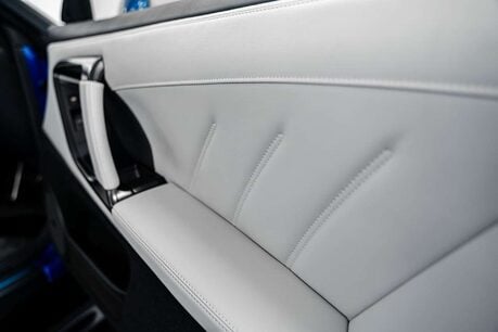 Nissan GT-R Premium Edition 3.8 2dr Coupe Semi Auto Petrol 23