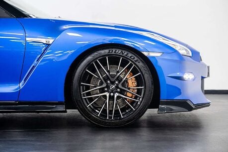 Nissan GT-R Premium Edition 3.8 2dr Coupe Semi Auto Petrol 16