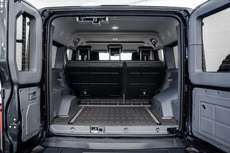 Ineos Grenadier 3.0P Trialmaster Edition Station Wagon 6dr Petrol Auto 4WD Euro 6 (s/s) (28 18