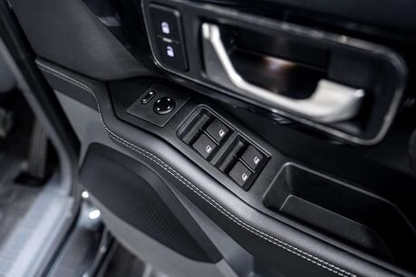 Ineos Grenadier 3.0P Trialmaster Edition Station Wagon 6dr Petrol Auto 4WD Euro 6 (s/s) (28 24