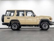 Toyota Land Cruiser 70 Series LC76 2.8 5dr SUV AUTOMATIC DIESEL 17