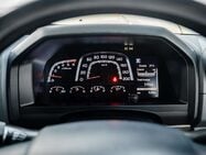 Toyota Land Cruiser 70 Series LC76 2.8 5dr SUV AUTOMATIC DIESEL 40