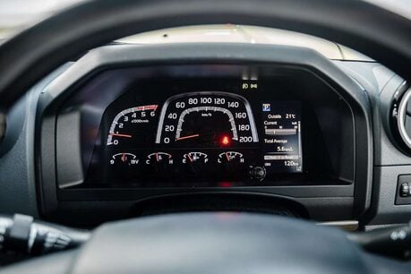 Toyota Land Cruiser 70 Series LC76 2.8 5dr SUV AUTOMATIC DIESEL 40