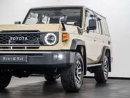 Toyota Land Cruiser 70 Series LC76 2.8 5dr SUV AUTOMATIC DIESEL 11