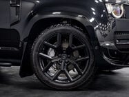 Land Rover Defender 3.0 D350 MHEV X-Dynamic HSE SUV 3dr Diesel Auto 4WD Euro 6 (s/s) (350 ps) 4