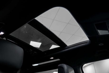 Land Rover Defender 3.0 Defender X-Dynamic HSE D MHEV A 4WD 3dr 37