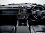 Land Rover Defender 3.0 Defender X-Dynamic HSE D MHEV A 4WD 3dr 27