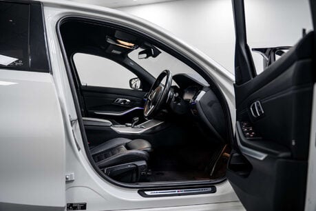 BMW 3 Series 2.0 330I M Sport Auto 4dr 26