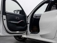 BMW 3 Series 2.0 330I M Sport Auto 4dr 6