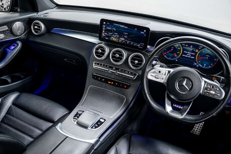 Mercedes-Benz GLC 2.0 GLC 300 AMG Line Premium+ D 4Matic Auto 4WD 5dr 33