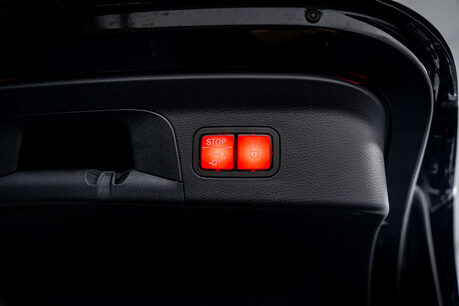 Mercedes-Benz GLC 2.0 GLC 300 AMG Line Premium+ D 4Matic Auto 4WD 5dr 18