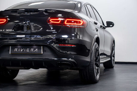 Mercedes-Benz GLC 2.0 GLC 300 AMG Line Premium+ D 4Matic Auto 4WD 5dr 9