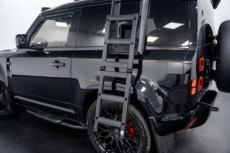 Land Rover Defender 3.0 Defender X-Dynamic HSE D MHEV A 4WD 3dr 19