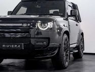 Land Rover Defender 3.0 Defender X-Dynamic HSE D MHEV A 4WD 3dr 8