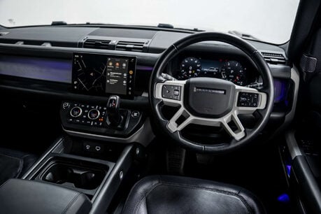 Land Rover Defender 3.0 Defender X-Dynamic HSE D MHEV A 4WD 3dr 28