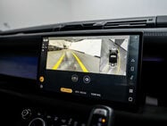 Land Rover Defender 3.0 Defender X-Dynamic HSE D MHEV A 4WD 3dr 36