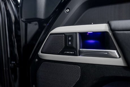 Land Rover Defender 3.0 Defender X-Dynamic HSE D MHEV A 4WD 3dr 23