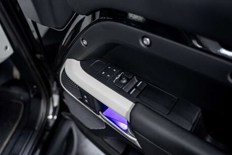 Land Rover Defender 3.0 Defender X-Dynamic HSE D MHEV A 4WD 3dr 24