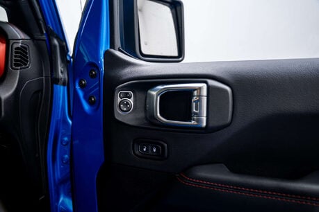 Jeep Wrangler 2.0 Wrangler Rubicon Auto 4WD 2dr 8