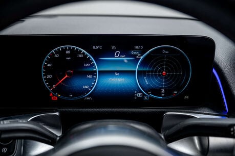 Mercedes-Benz GLB 1.3 GLB 200 AMG Line Premium+ Night Edition A 5dr 37