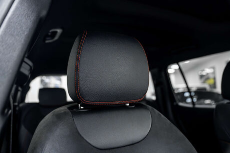 Mercedes-Benz GLB 1.3 GLB 200 AMG Line Premium+ Night Edition A 5dr 28