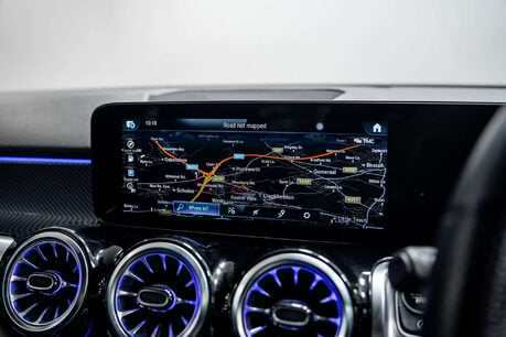 Mercedes-Benz GLB 1.3 GLB 200 AMG Line Premium+ Night Edition A 5dr 35