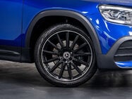 Mercedes-Benz GLB 1.3 GLB 200 AMG Line Premium+ Night Edition 5dr 4