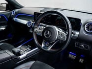 Mercedes-Benz GLB 1.3 GLB 200 AMG Line Premium+ Night Edition 5dr 2