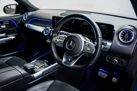 Mercedes-Benz GLB 1.3 GLB 200 AMG Line Premium+ Night Edition 5dr 2
