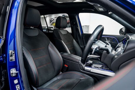 Mercedes-Benz GLB 1.3 GLB 200 AMG Line Premium+ Night Edition 5dr 3