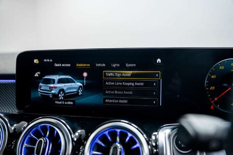 Mercedes-Benz GLB 1.3 GLB 200 AMG Line Premium+ Night Edition 5dr 37