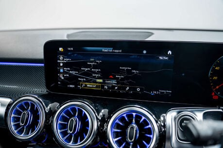 Mercedes-Benz GLB 1.3 GLB 200 AMG Line Premium+ Night Edition 5dr 35