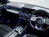 Mercedes-Benz GLB 1.3 GLB 200 AMG Line Premium+ Night Edition 5dr 32