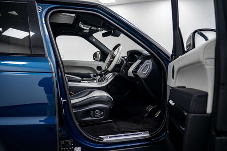 Land Rover Range Rover Sport 5.0 Range Rover Sport SVR Carbon Edition Auto 4WD 5dr 28