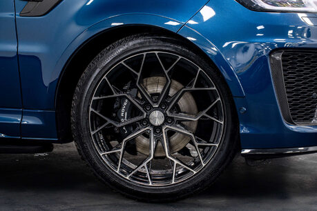 Land Rover Range Rover Sport 5.0 Range Rover Sport SVR Carbon Edition Auto 4WD 5dr 4