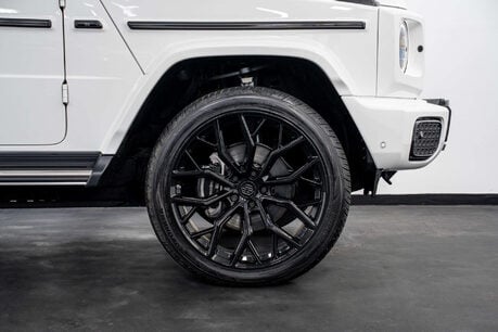 Mercedes-Benz G Series G 580 with EQ-Technology AMG Line Premium + 4WD 5dr 15