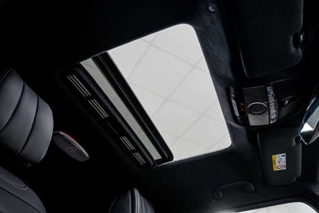 Mercedes-Benz G Series G 580 with EQ-Technology AMG Line Premium + 4WD 5dr 44