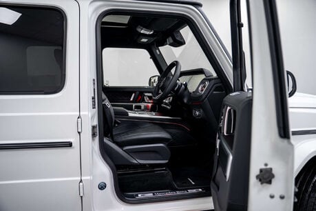 Mercedes-Benz G Series G 580 with EQ-Technology AMG Line Premium + 4WD 5dr 28