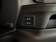 Toyota Land Cruiser ZX300 3.5 Automatic Petrol 13