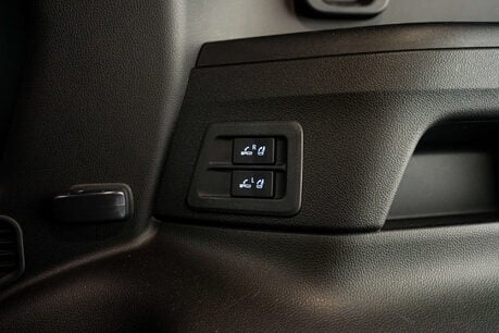 Toyota Land Cruiser ZX300 3.5 Automatic Petrol 13