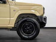 Suzuki Jimny 0.7cc 9