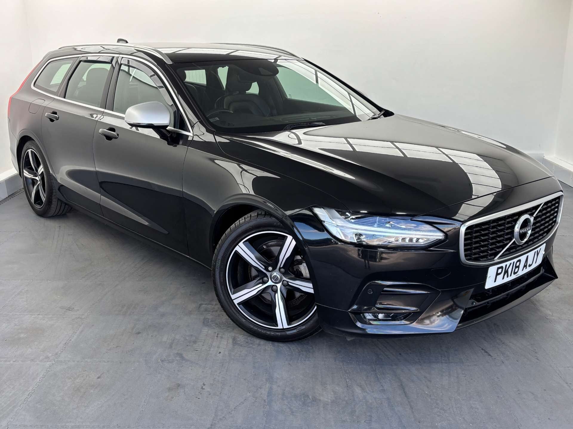 Volvo V90